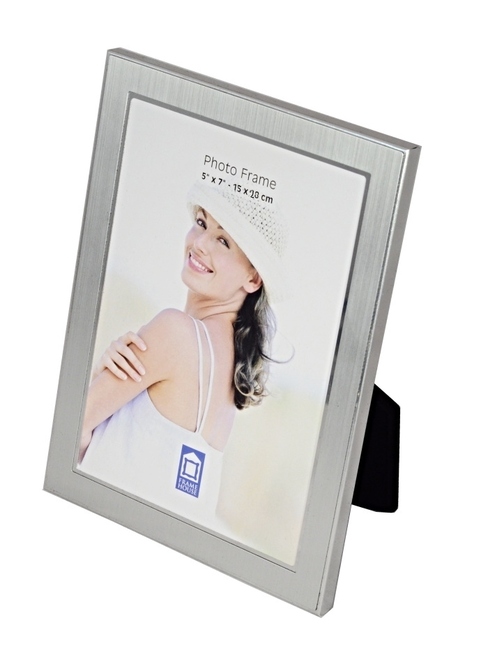 T6410  SILVER-SILVER  rámeček kov 15x20 stříbrný